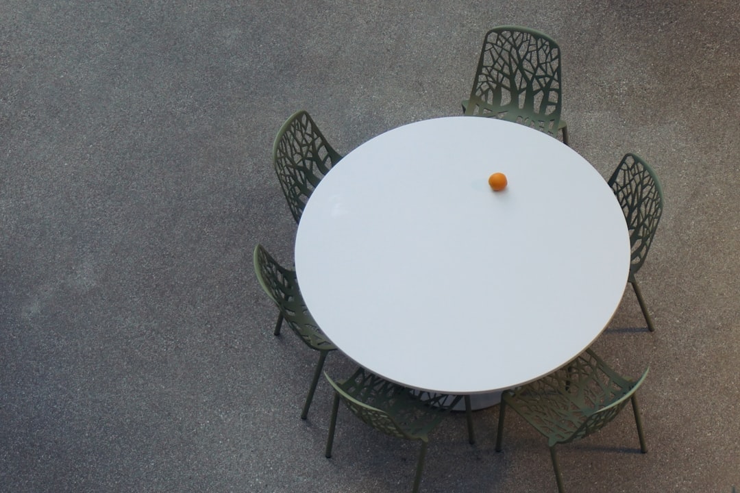 Ronde of rechthoekige eettafel: wat past bij jouw ruimte